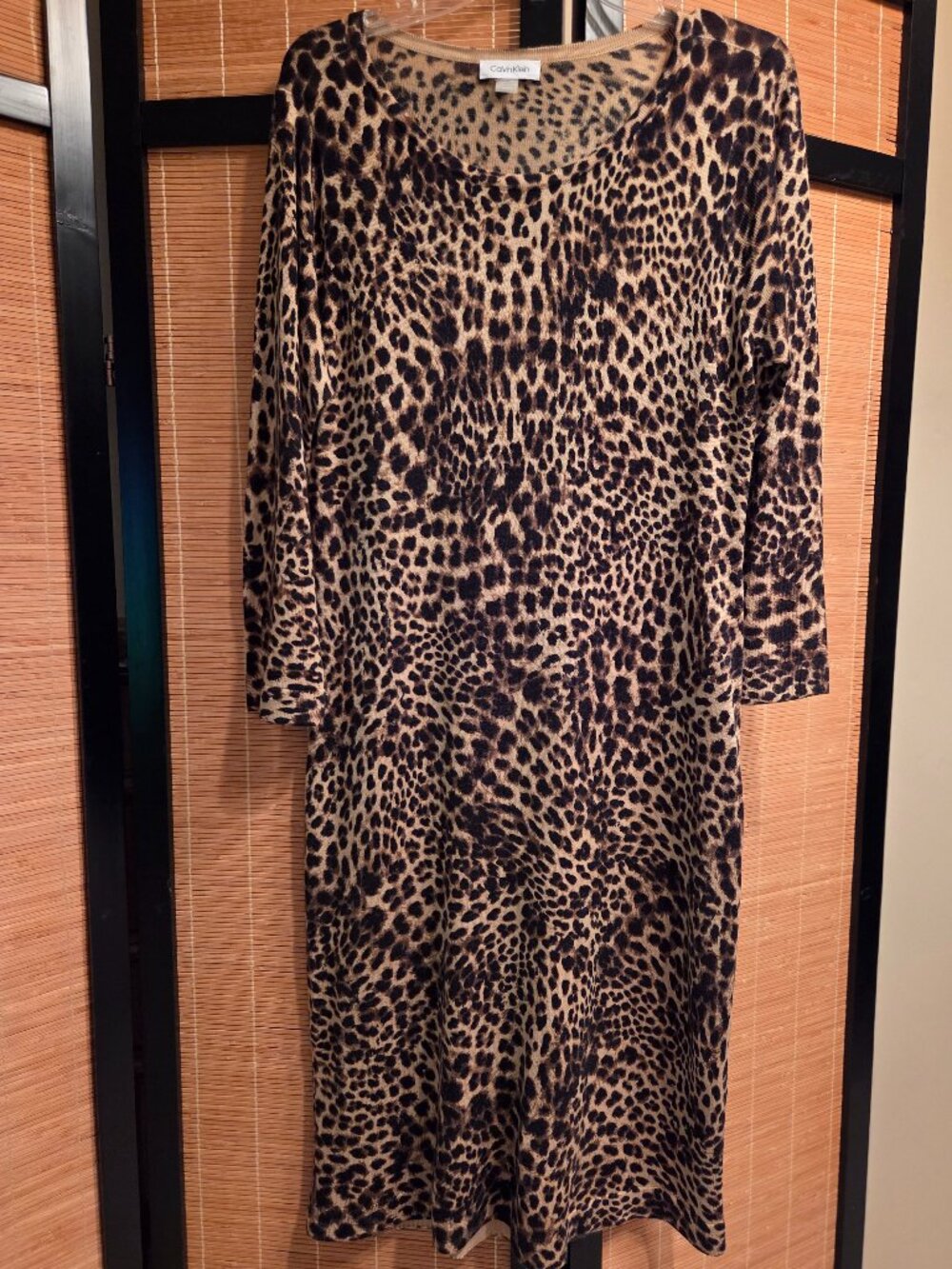 Calvin Klein L Leopard Print Knit Sweater Dress Midi 3/4 Sleeves Soft Comfy Chic